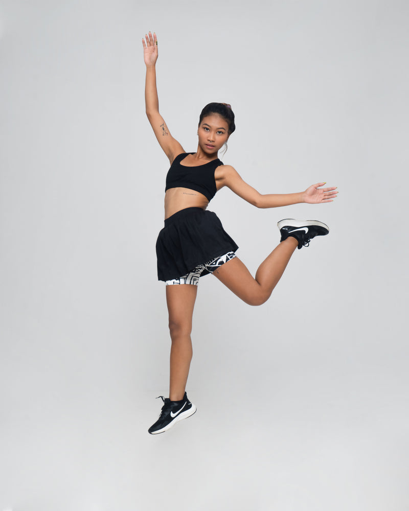 BLACK SKORT