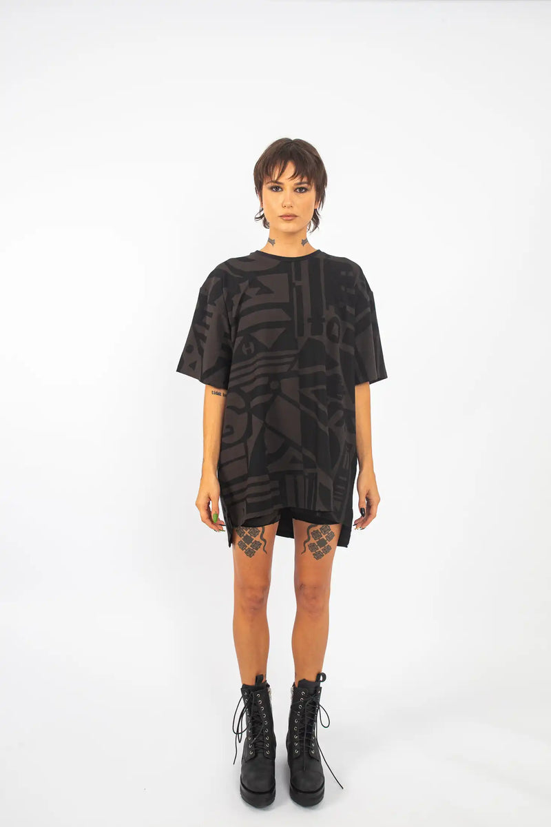 Full Body of Charcoal and Black BAM-BAM Oversized Tee fabric showing abstract print texture and sustainable material.